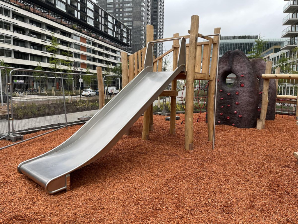 zegenstenen beton speelplein openbare ruimte